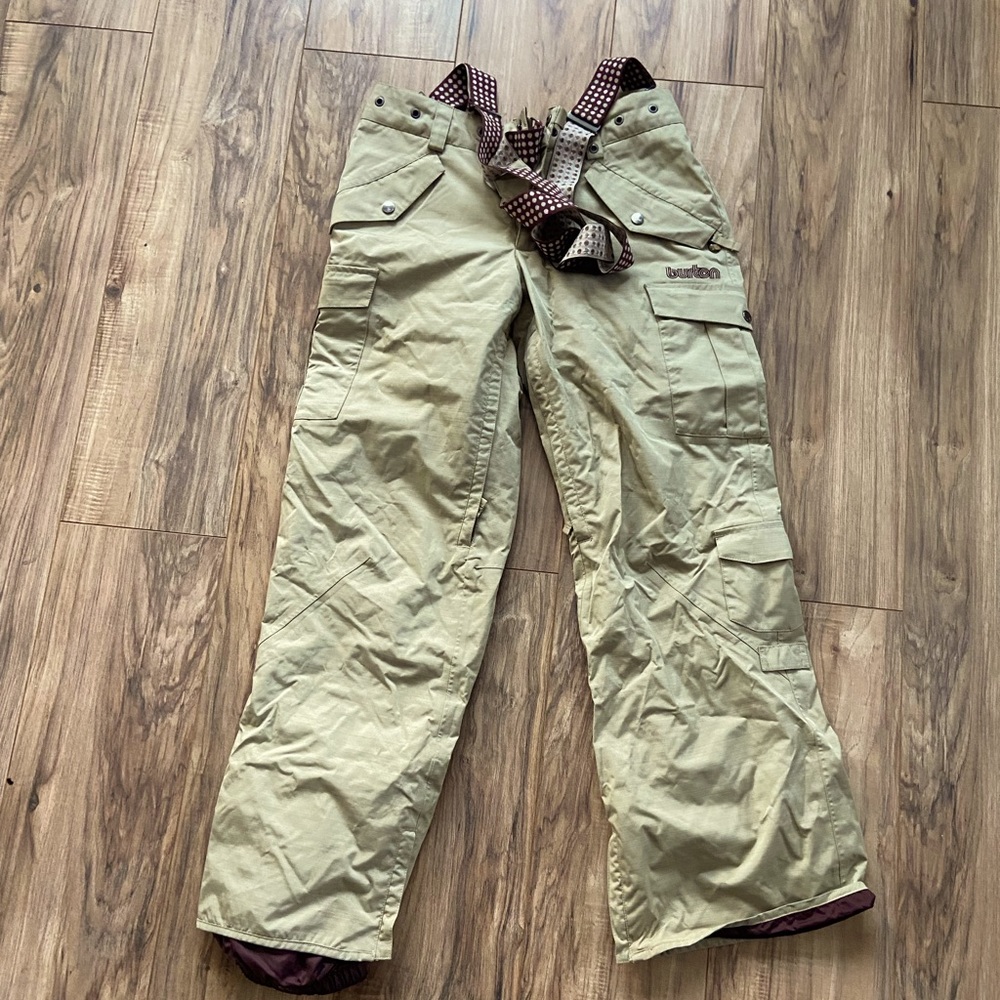 Burton women’s snowboard pants- Size Small